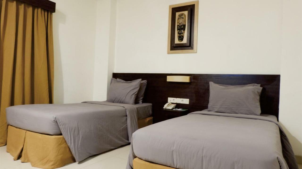 The Waigo Hotel Sorong Exterior photo